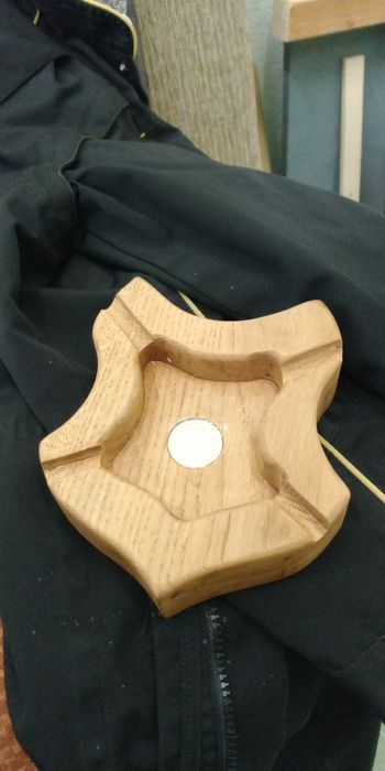 Пепелник от масив