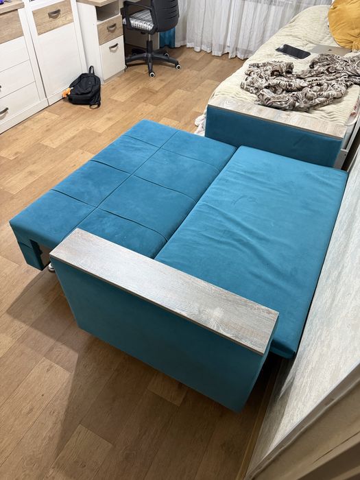 диван раскладывающийся