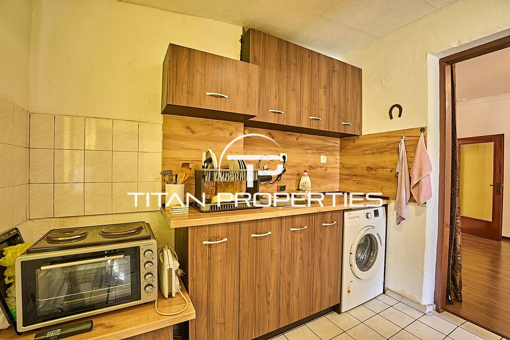 Дава се под наем Двустаен апартамент в Пловдив, Каменица 1 - 65 кв.м за 300 € - Снимка #2