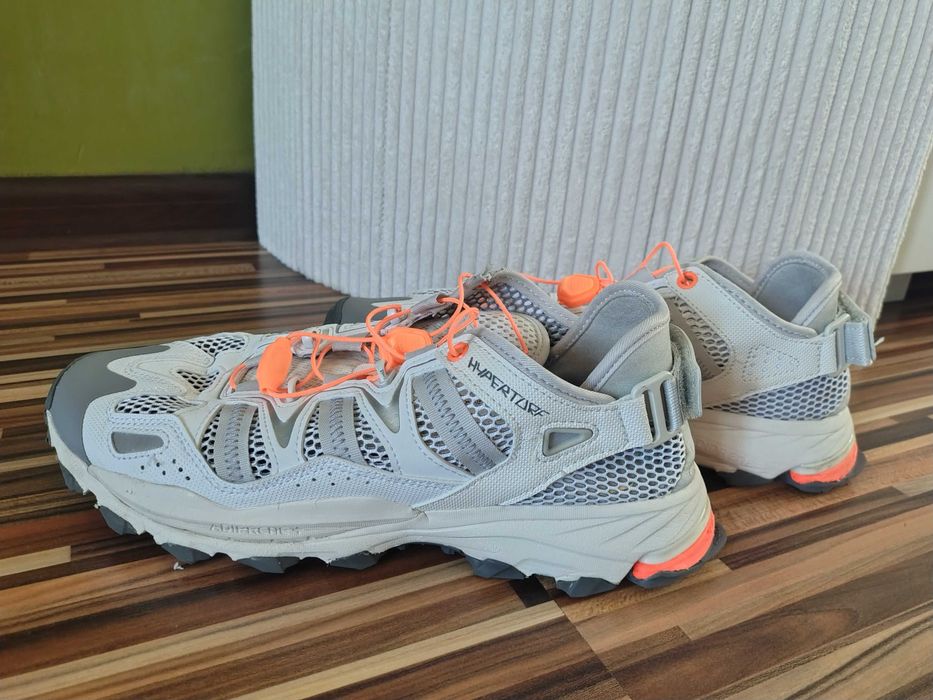 Adidas hyperturf  41 1/2