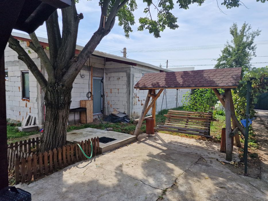 De vânzare Calugareni-Branistari