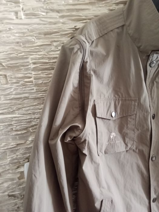 Продам мужскую ветровку