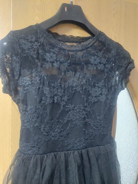 Дамска рокля с тюл