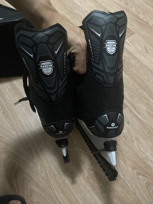 Коньки 42 размера