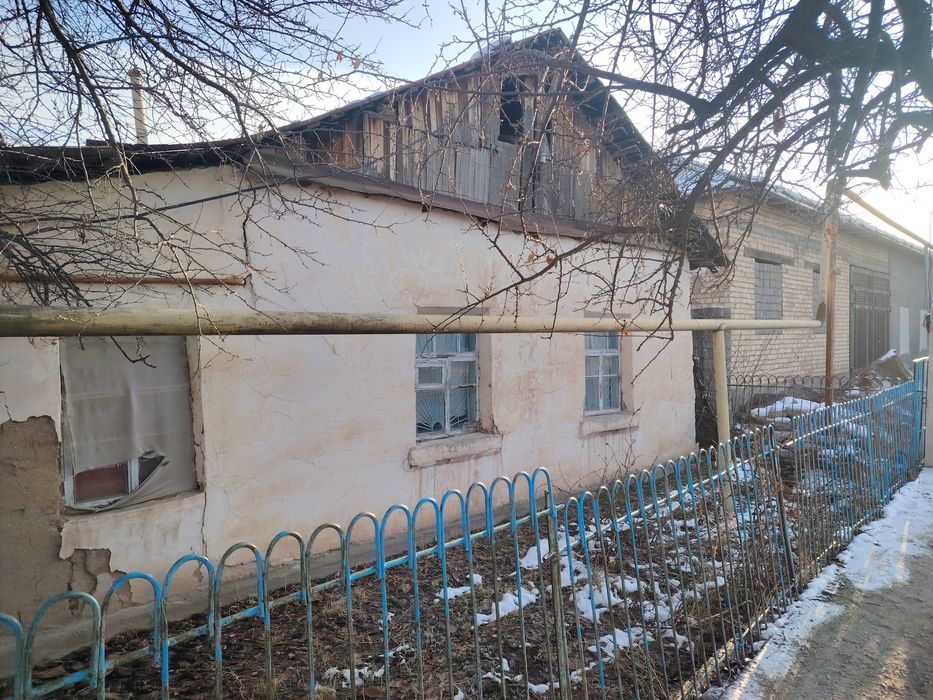 Срочно сдаётся дом участок азодбаше в доль дороги