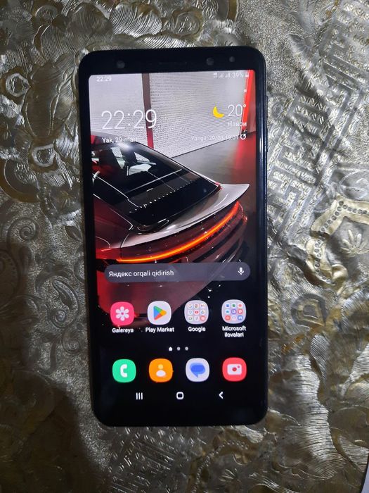 Samsung galaxy A7 (2018)