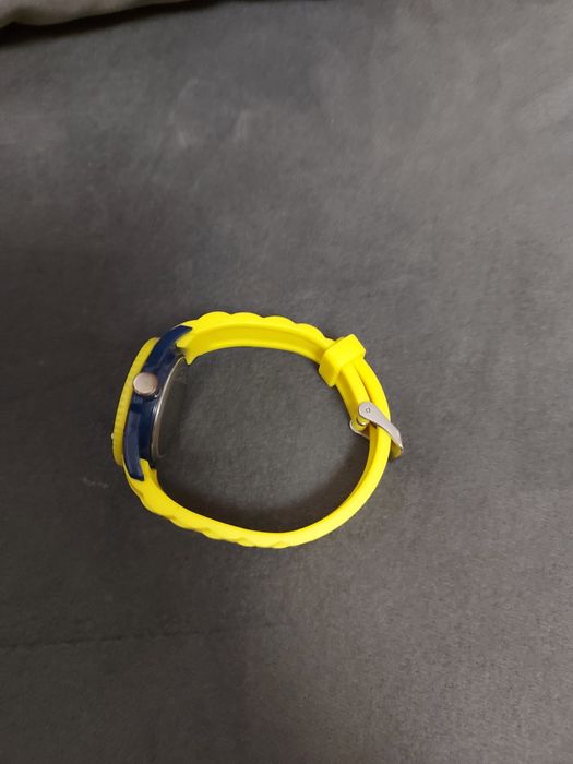 Vand ceas pentru copii