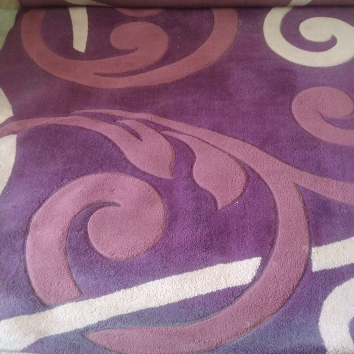 Продаеться ковер