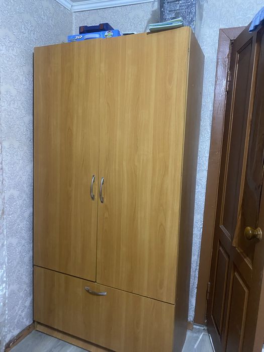 2 шкафа в хорошем состояний