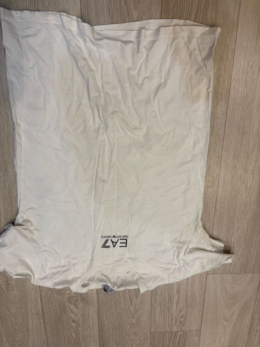 Продам футболки кофты