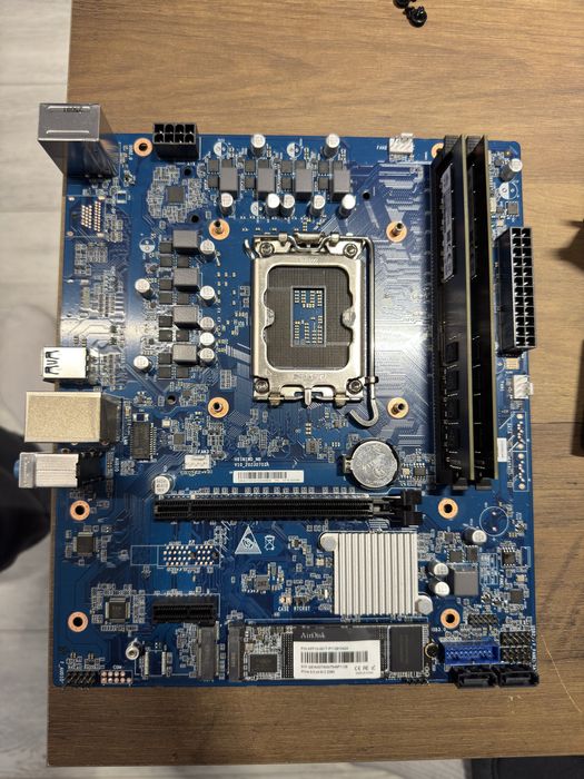 kit placa de baza oem suporta i7-i9 gen 14, rami 32gb ddr4 3200, 1tssd