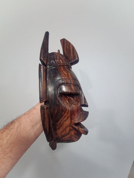 Автентична стенна маска от масивен абанос - 30 см, ръчна изработка