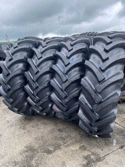 Anvelope agricole de tractor spate cu 10pliuri 16.9-30 massey ferguson