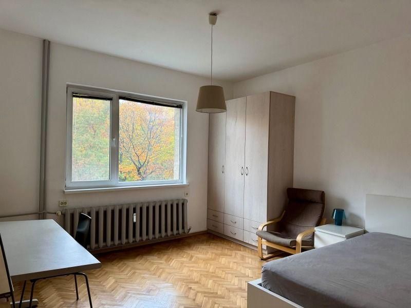 Дава се под наем Тристаен апартамент в София, Лозенец - 90 кв.м за 820 € - Снимка #5