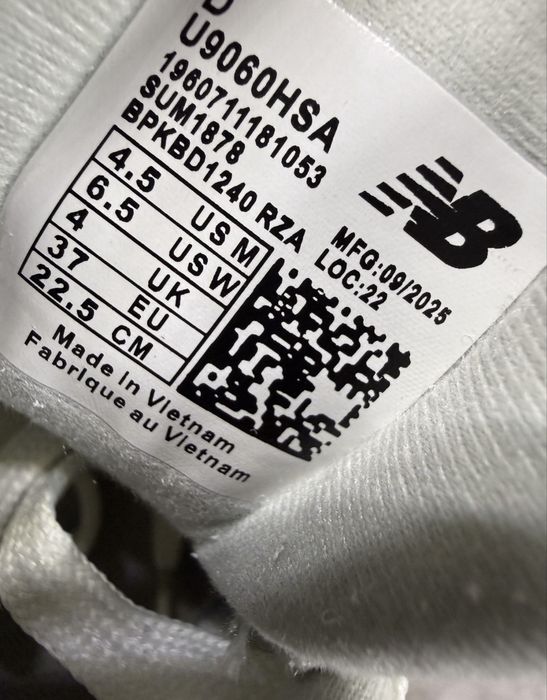 New Balance 9060 37 noi new