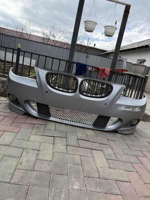 Продается бампер на автомобиль БМВ Е60