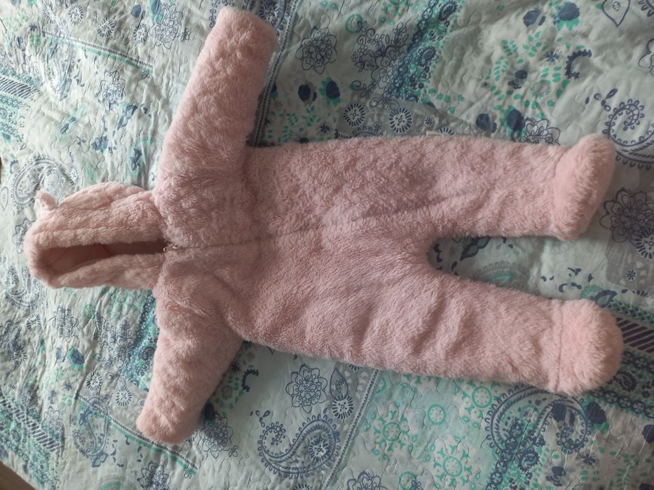 Продам комбинезон весна осень