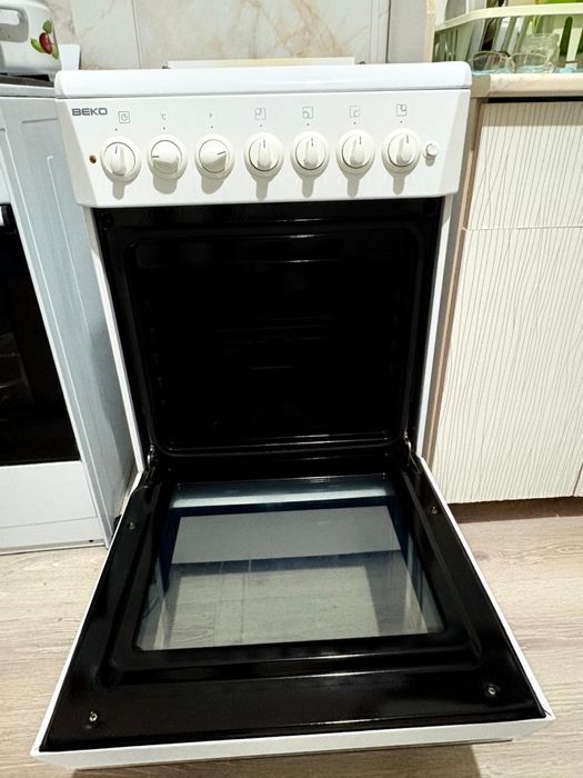 Продаю Газ плиту Beko