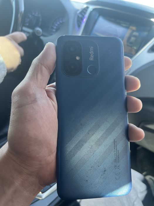 Мобилный телефон