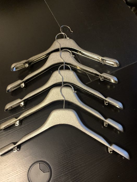 Плечики для одежды серебрянные