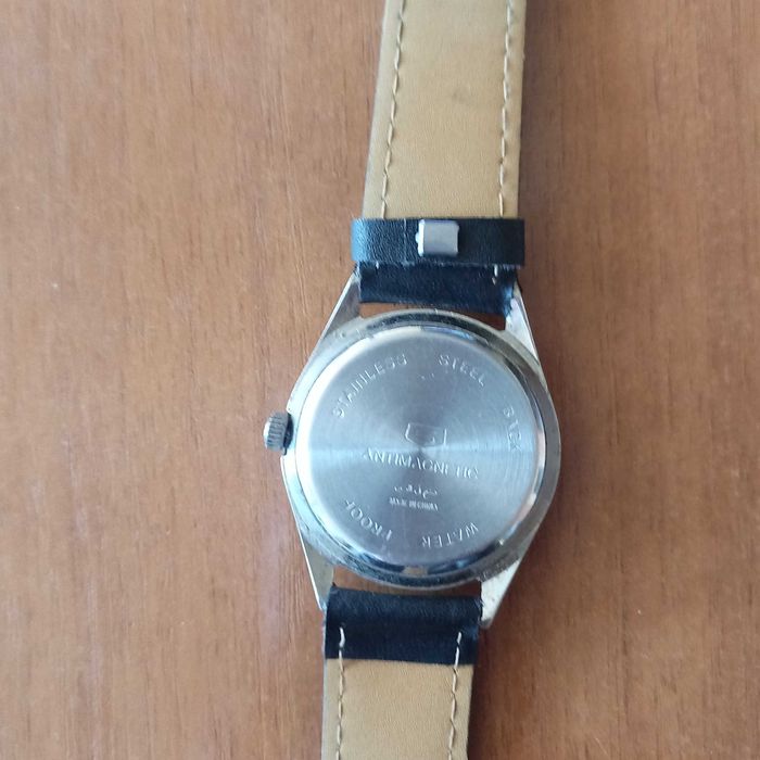 Ръчен мъжки часовник.