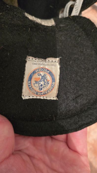 Коньки продам 10 тыс