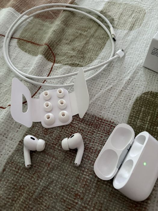 Оригинални Apple AirPods Pro 2
