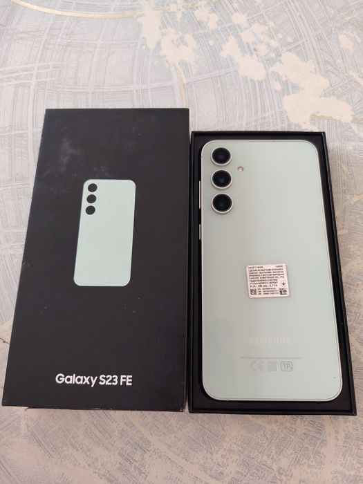 самсунг S23 FE  телефон