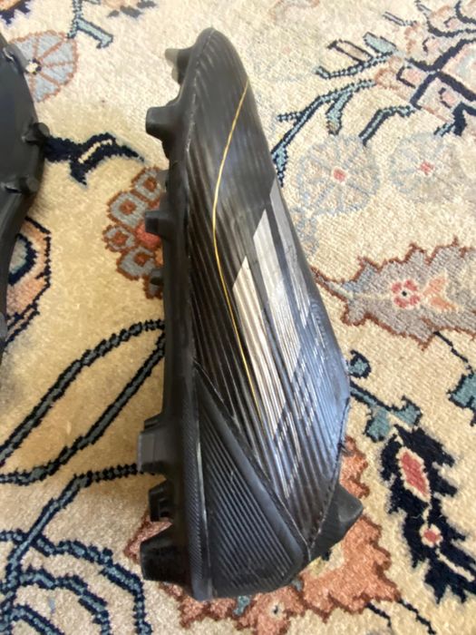 Ghete Fotbal Adidas  F50 League FG -EU 40 2/3 -Negre/Auriu