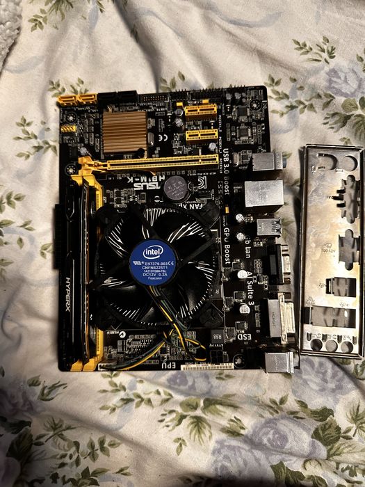 Vand gtx 960super+ placa de baza cu i5 4760s 8gb ram