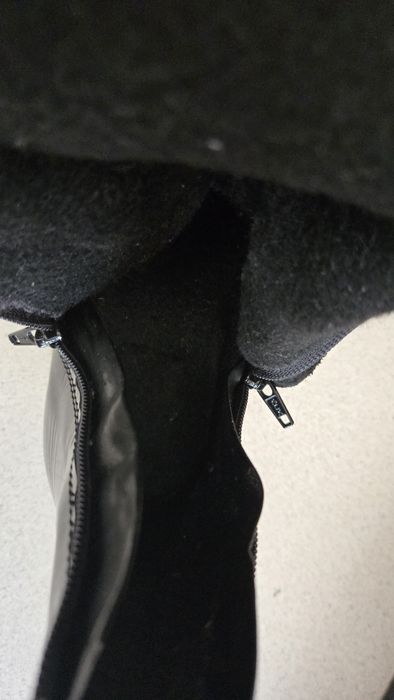 Боти черни кожа с велур- 38 номер