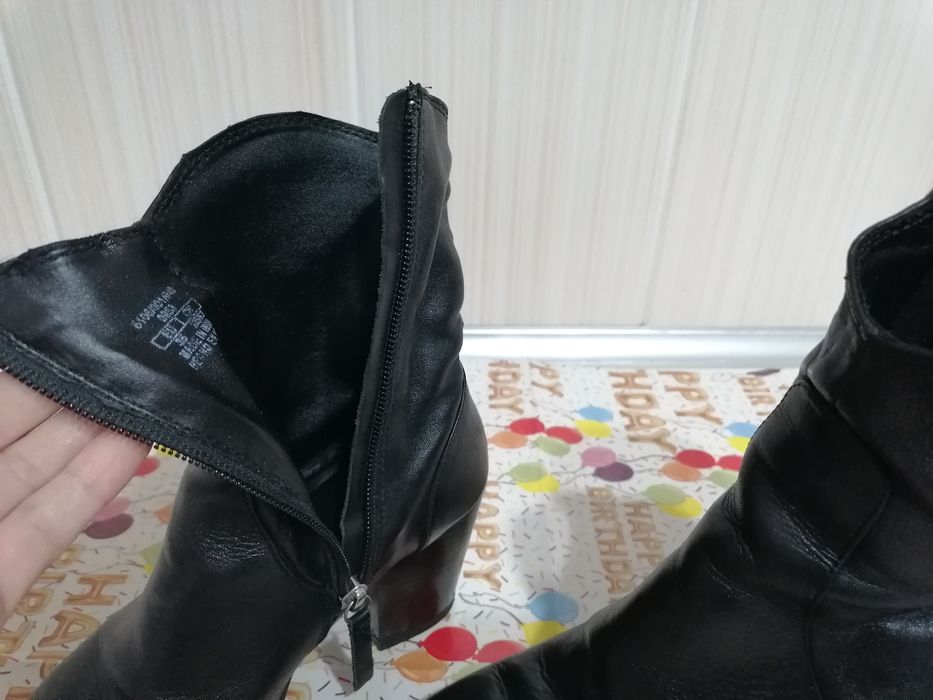Ciocate piele Zara, marimea 35