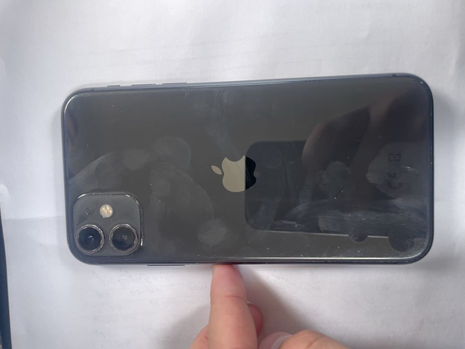 Айфон 11, 64 гб