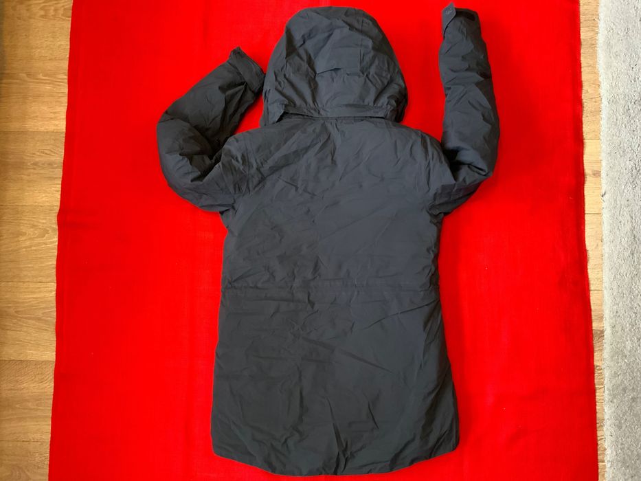 Helly Hansen-оригинално яке размер м