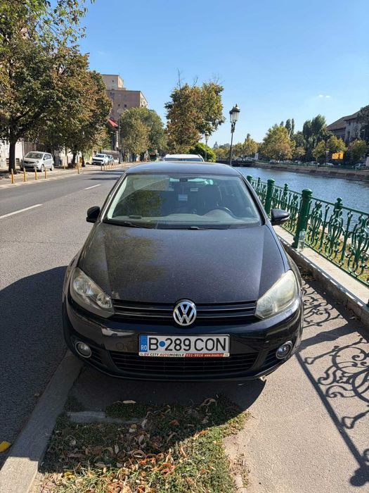 Volkswagen Golf 6 | 1.2 TSI (105 CP, Manuală 6 trepte) | 2010 | Park Assist | Climatronic | Scaune încălzite