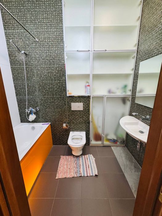 Продается 4х комнатная квартира на Чехова Бон