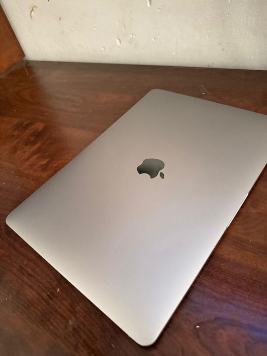 MacBook Pro 13” (M1, 2020) ноутбук
