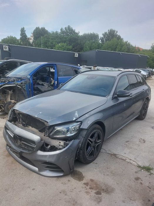 На Части:Mercedes W205 FACE AMG C220d 2019 Ляв волан,Диг.табло,Дистрон
