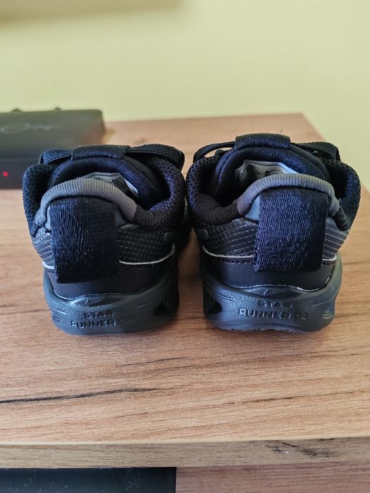 Бебешки маратонки NIKE Star Runner 4