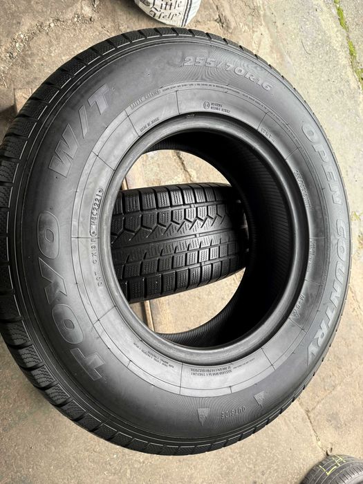 2x Anvelope Iarna 255/70 R16 - Toyo W/T Open Country