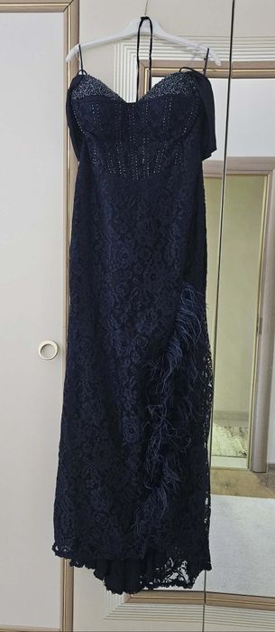 Продавам официална рокля ХL