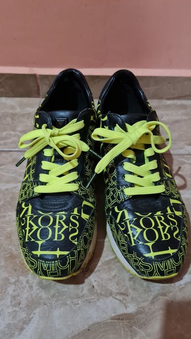 Спортно- елегантни Michael Kors