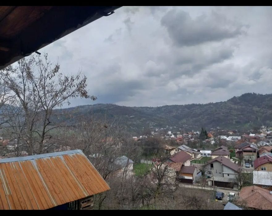 Vând casa ,Zona Măneciu-Ungureni Ph