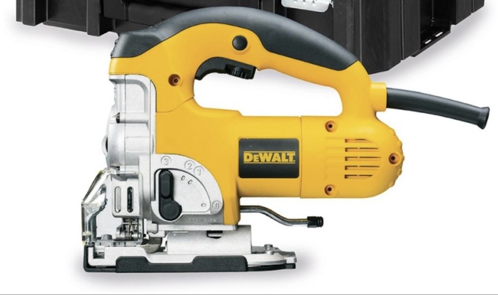 Электроинструмент Dewalt, Bosch  в оригинале.