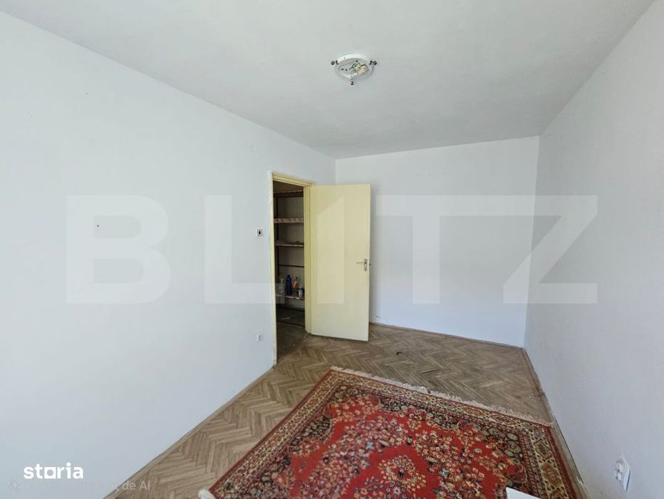 Apartament 2 camere, 48 mp, etaj 1, semidecomandat, ideal pentru renov