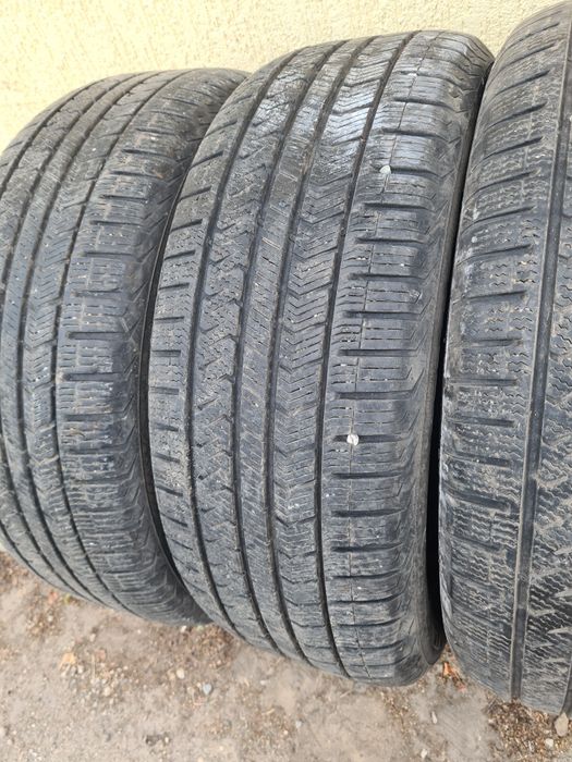 4 бр. всесезонни гуми 235/55/18 Vredestein DOT 5116 2x6 mm 2x5 mm