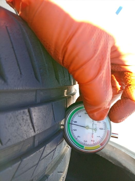 Гуми 225/45/17 4бр Вредерщайн 22г.