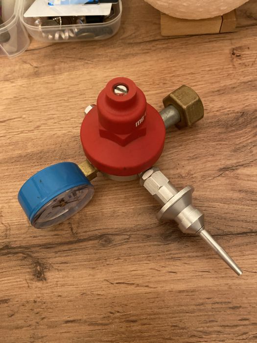 Продам редуктор для балона.