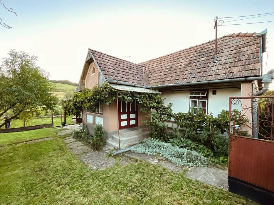 Casă de vânzare în Păsăreni