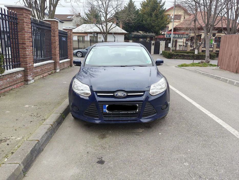 Ford Focus Mașina este în stare foarte bună.